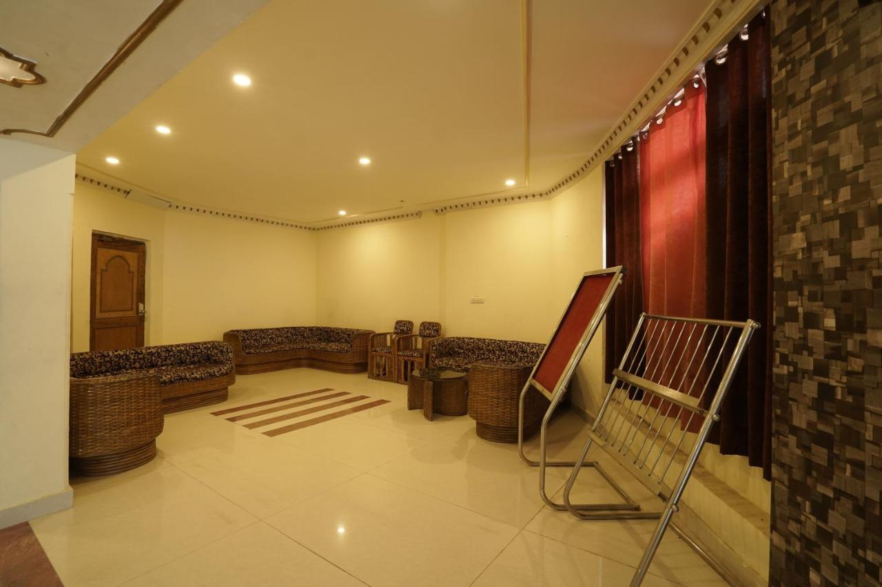Royal Palace Resort Bhagsunag Νταραμσάλα Εξωτερικό φωτογραφία